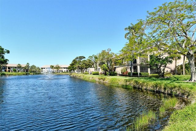 5230 LANDINGS BOULEVARD 101, Sarasota, FL 34231