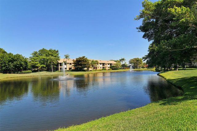 5230 LANDINGS BOULEVARD 101, Sarasota, FL 34231