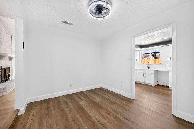 8515 Rivercross Road, Houston, TX 77064