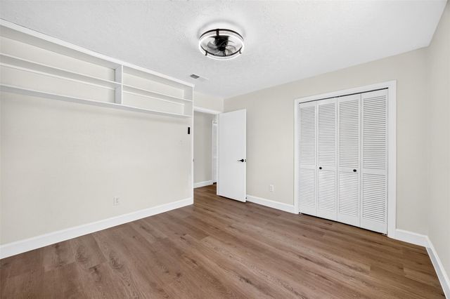 8515 Rivercross Road, Houston, TX 77064