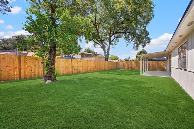 8515 Rivercross Road, Houston, TX 77064