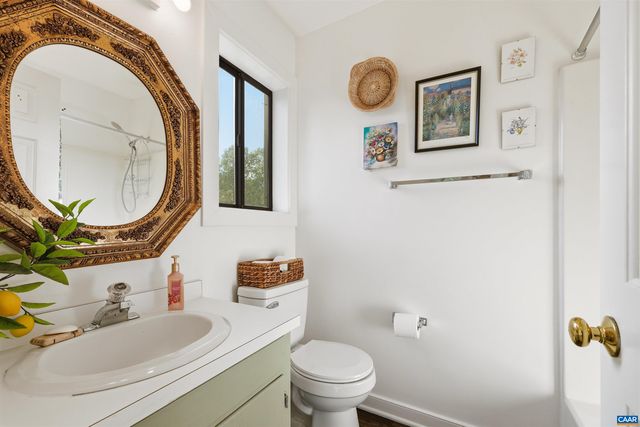 1241 CHATHAM RDG, Charlottesville, VA 22901