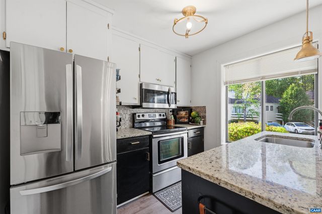 1241 CHATHAM RDG, Charlottesville, VA 22901