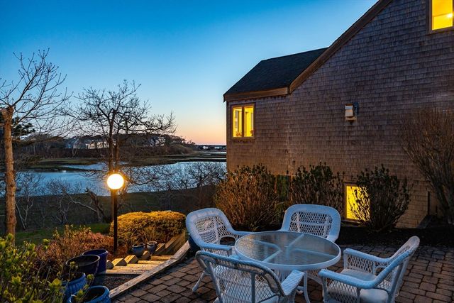 336 Stage Island Rd, Chatham, MA 02633