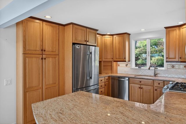 336 Stage Island Rd, Chatham, MA 02633