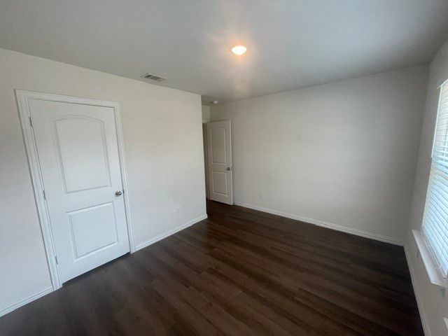 413 E Hull Street, Denison, TX 75020