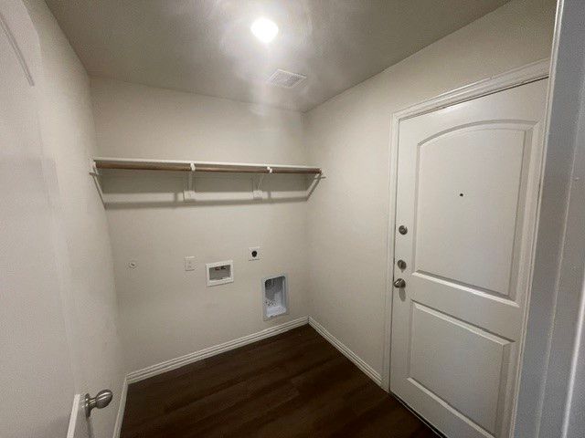 413 E Hull Street, Denison, TX 75020