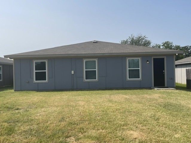 413 E Hull Street, Denison, TX 75020