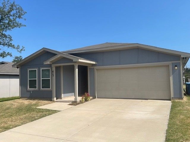 413 E Hull Street, Denison, TX 75020