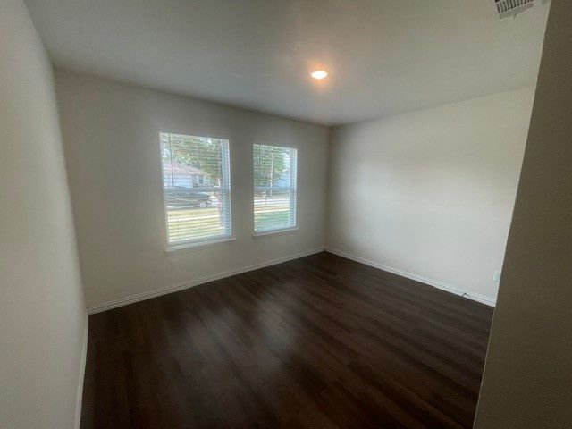 413 E Hull Street, Denison, TX 75020