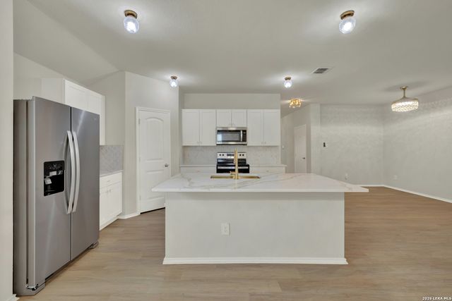 800 Bahia, Seguin, TX 78155