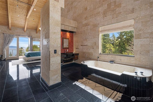 51 Willows Lane, Friday Harbor, WA 98250