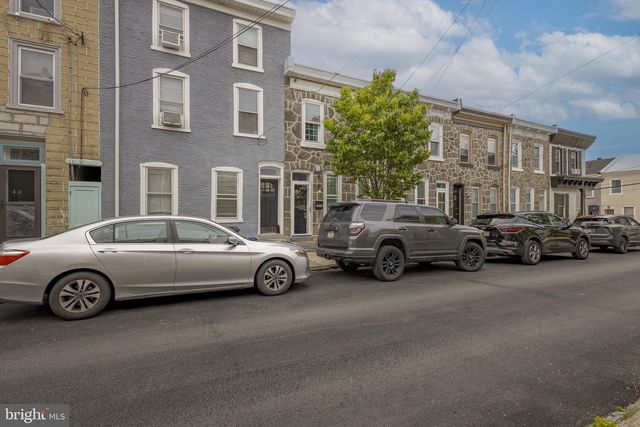 3824 SHARP ST, Philadelphia, PA 19127