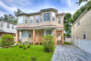 15B Mohegan Avenue, Port Washington, NY 11050