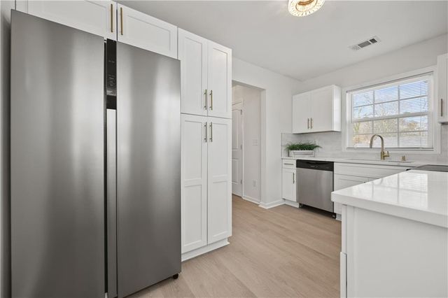 1344 Bluefield SW Drive, Atlanta, GA 30310