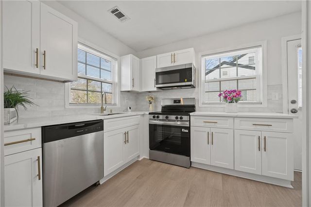 1344 Bluefield SW Drive, Atlanta, GA 30310