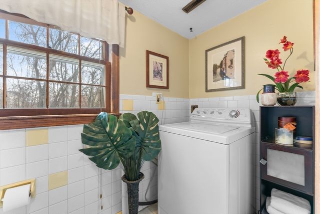 995 North Street, Tewksbury, MA 01876