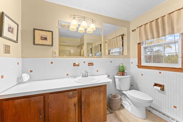 995 North Street, Tewksbury, MA 01876