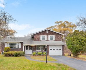 995 North Street, Tewksbury, MA 01876