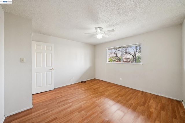 1384 Berry Ln, Brentwood, CA 94513