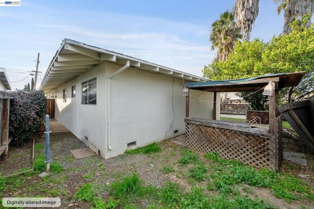 1384 Berry Ln, Brentwood, CA 94513