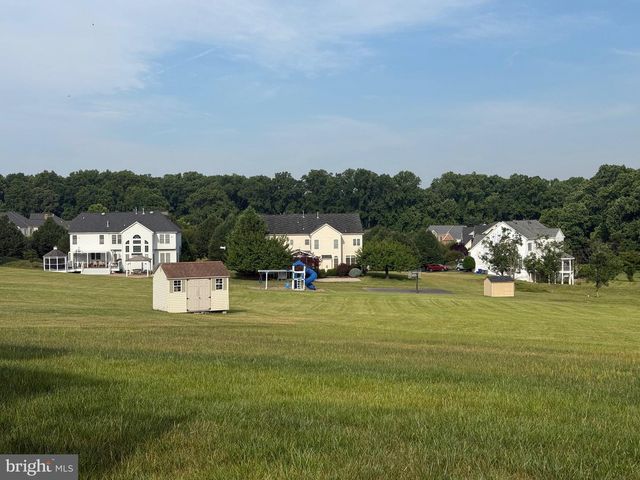 15224 LIONS DEN RD, Burtonsville, MD 20866