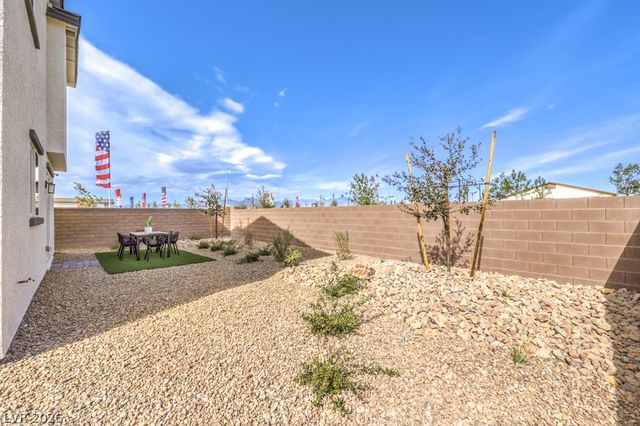 7637 Gage Falls Lane, North Las Vegas, NV 89084
