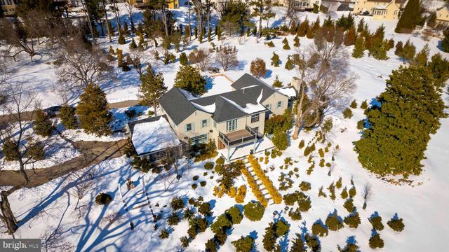 1260-2 COUNTY LINE RD, Wayne, PA 19087