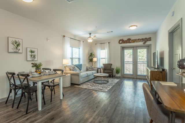 804 Riverfront Parkway 409, Chattanooga, TN 37402