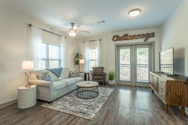 804 Riverfront Parkway 409, Chattanooga, TN 37402