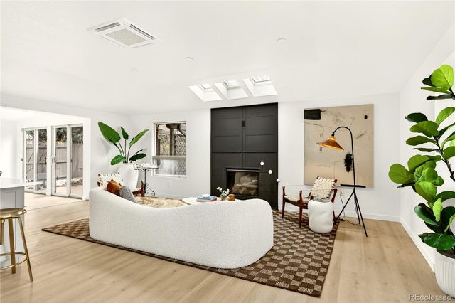 2429 S Leyden Street, Denver, CO 80222