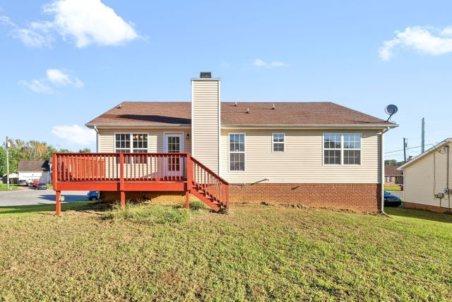 876 Gordon Pl, Clarksville, TN 37042