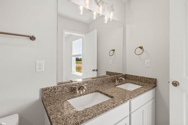 117 Crystal Peak Lane, Simpsonville, SC 29680