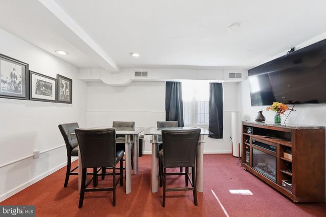 4814 DEANWOOD DR, Capitol Heights, MD 20743