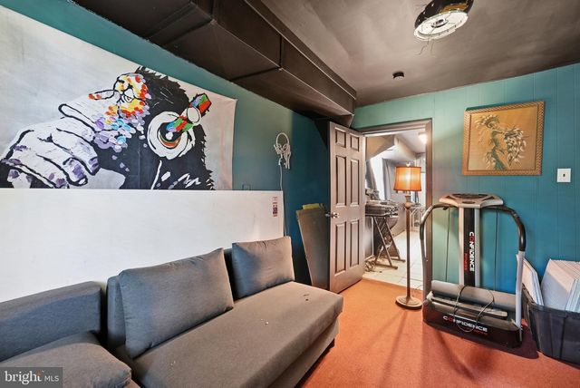 4814 DEANWOOD DR, Capitol Heights, MD 20743