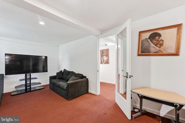 4814 DEANWOOD DR, Capitol Heights, MD 20743