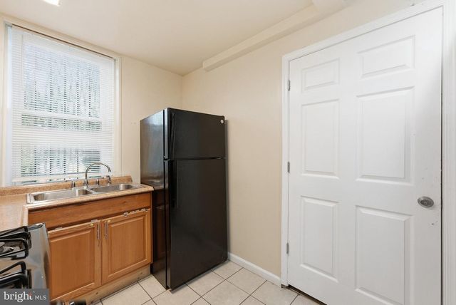 4814 DEANWOOD DR, Capitol Heights, MD 20743