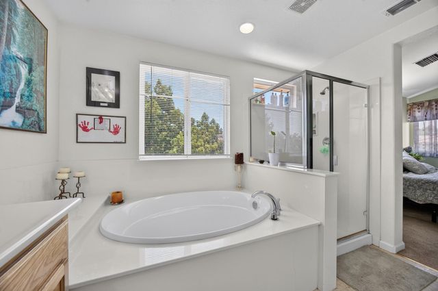4111 Blossomwood Ct, Rocklin, CA 95677