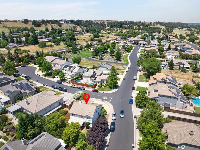 4111 Blossomwood Ct, Rocklin, CA 95677