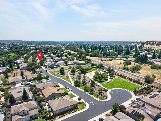 4111 Blossomwood Ct, Rocklin, CA 95677