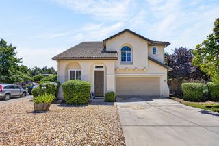 4111 Blossomwood Ct, Rocklin, CA 95677