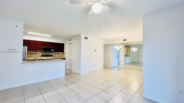4115 San Marino Blvd 204, West Palm Beach, FL 33409
