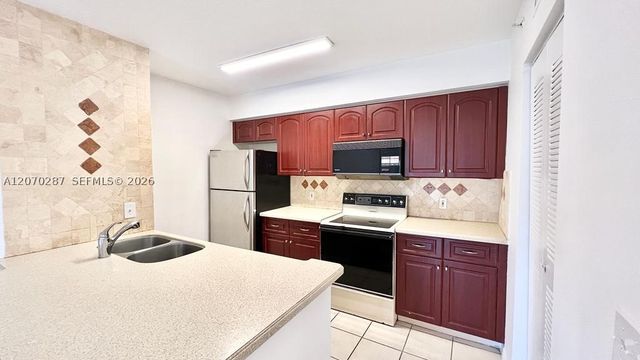 4115 San Marino Blvd 204, West Palm Beach, FL 33409