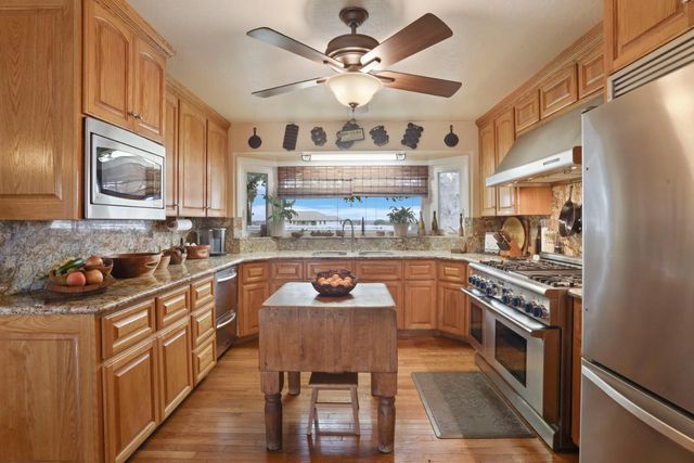 5850 W Durham Ferry, Tracy, CA 95304