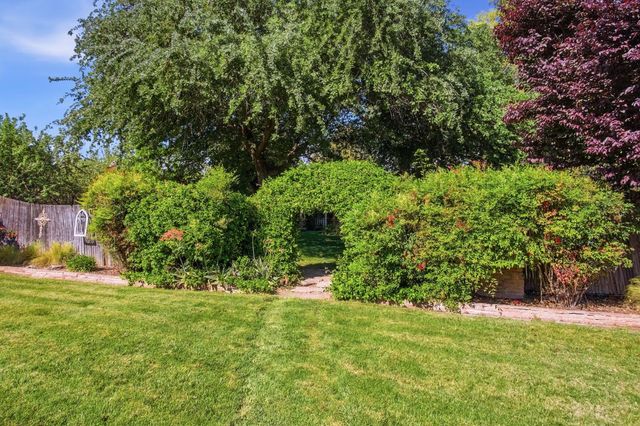 5850 W Durham Ferry, Tracy, CA 95304