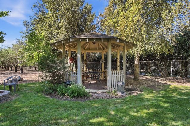 5850 W Durham Ferry, Tracy, CA 95304