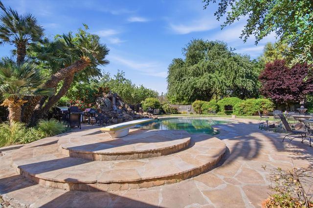 5850 W Durham Ferry, Tracy, CA 95304