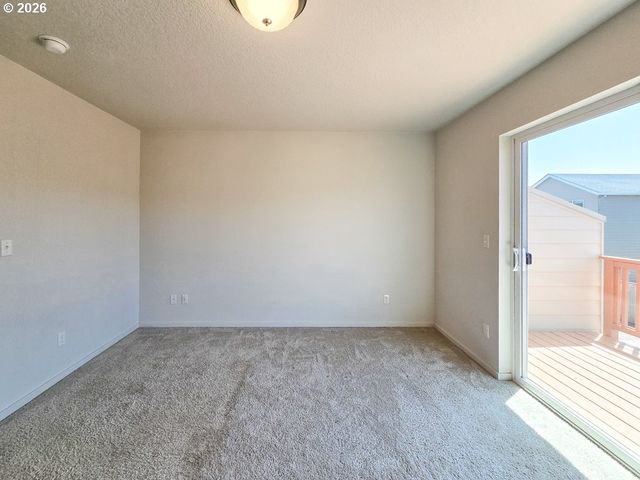 2220 Se 16TH St, Gresham, OR 97080