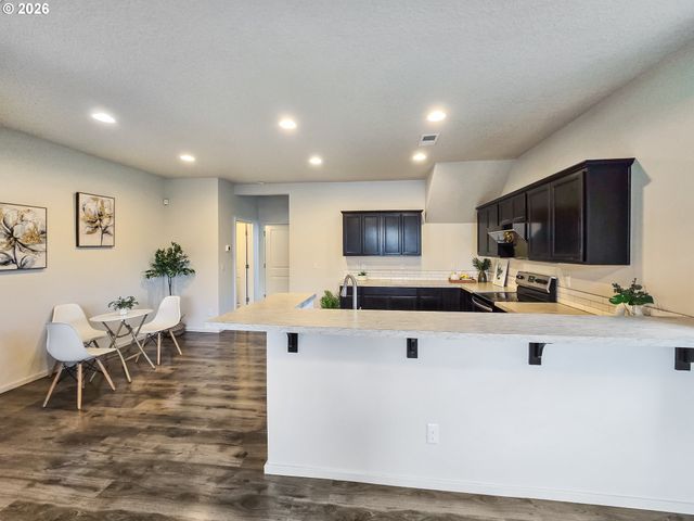 2220 Se 16TH St, Gresham, OR 97080