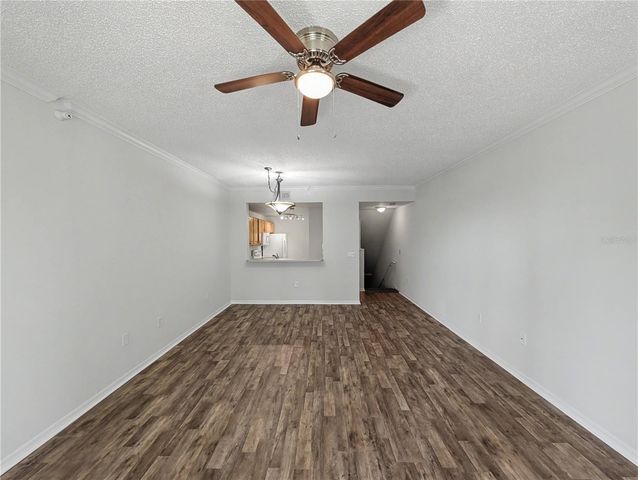 5701 BENTGRASS DRIVE 18-207, Sarasota, FL 34235